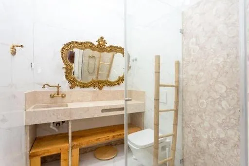 Historic Center Romantic Apartment Lisboa