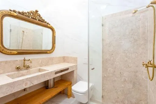 Historic Center Romantic Apartment Lisboa